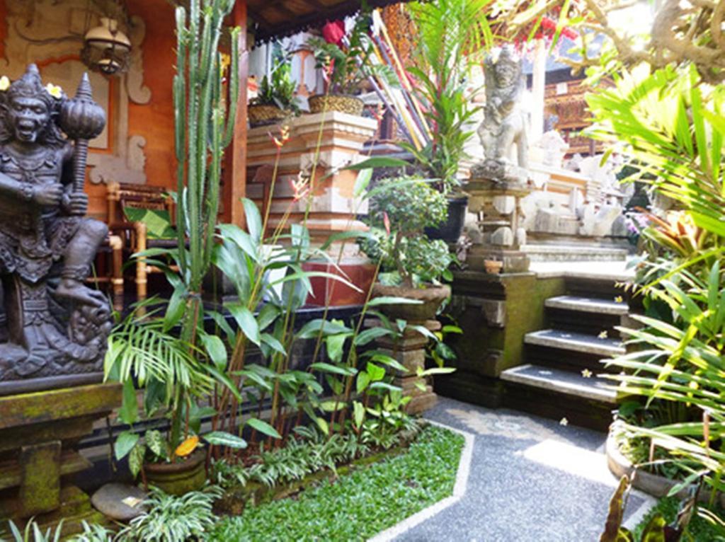 Loka Sari Guest House And Spa Ubud Rum bild